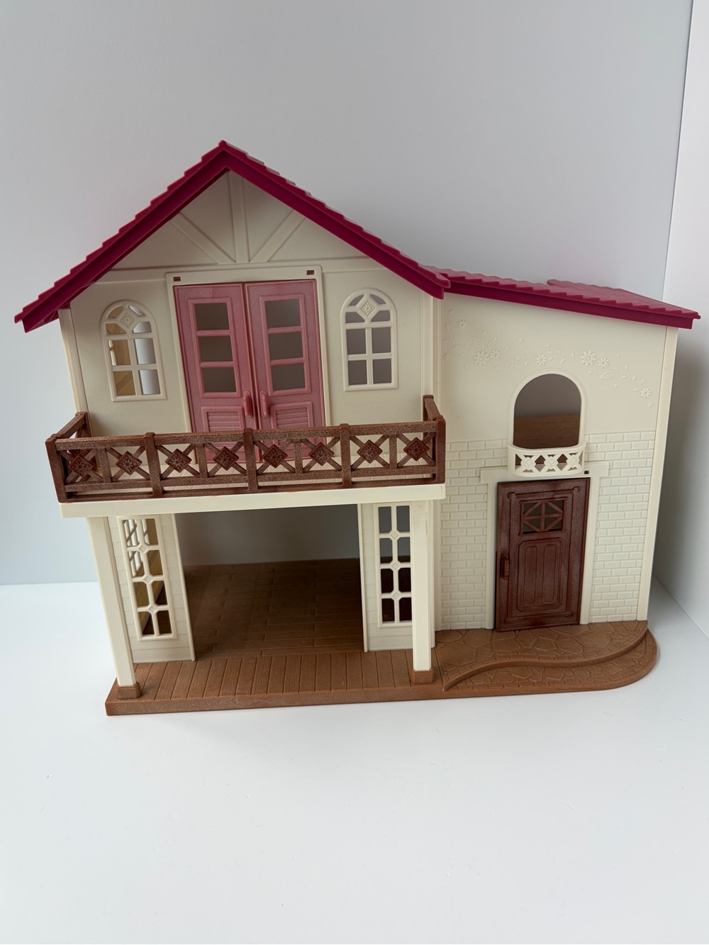 Calico Critters Sylvanian Families Red Roof Hilltop Terrace House Dollhouse